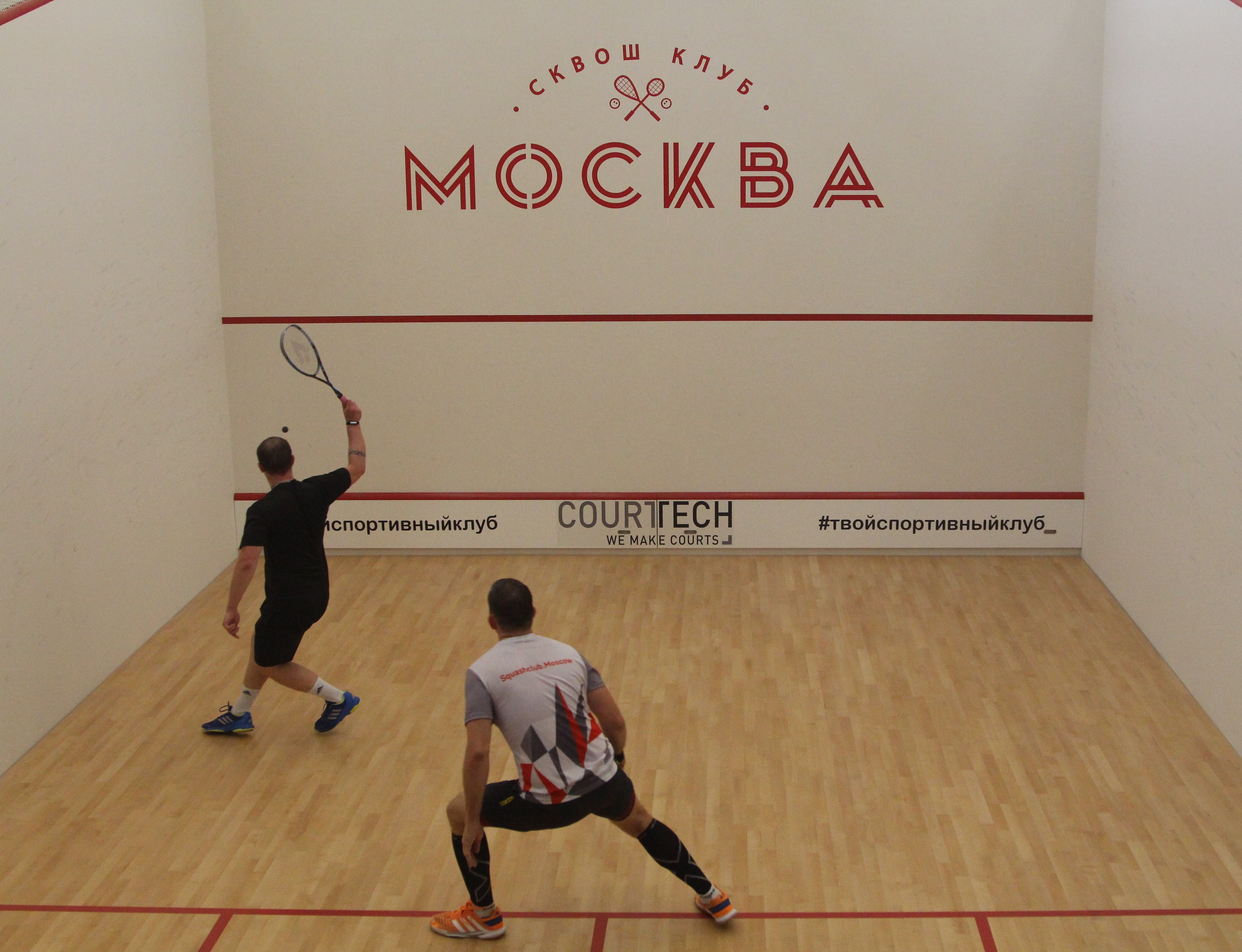 SQUASH CLUB «MOSCOW» – Der größte Squash Club in Russland ist eröffnet!